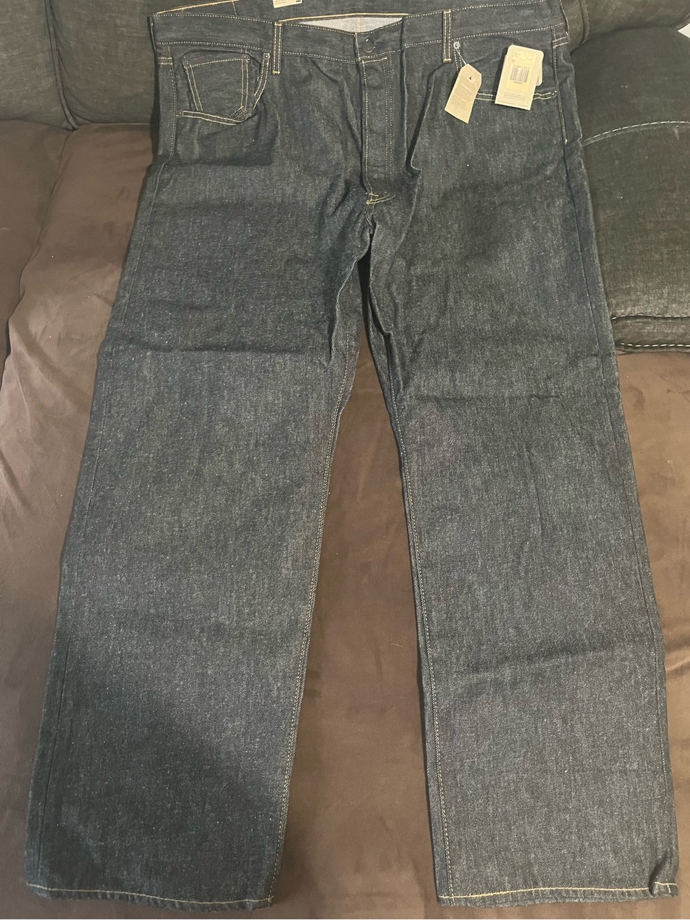 Mens Levi’s-Straight-Leg Jeans
